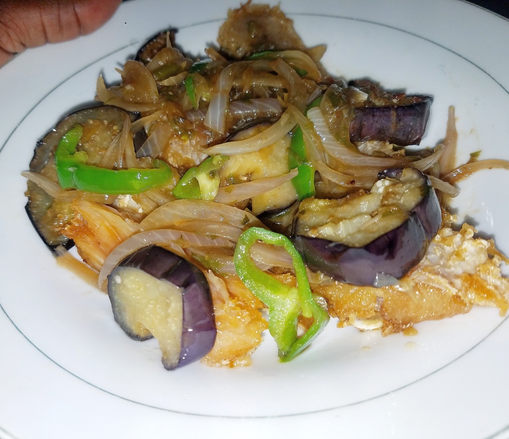 Poisson Salé aux Aubergines